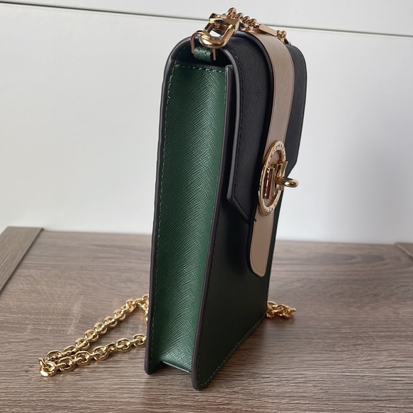 Michael Kors Small Tri-color Saffiano Leather
Smartphone Crossbody Bag In Green - Picture 11 of 14